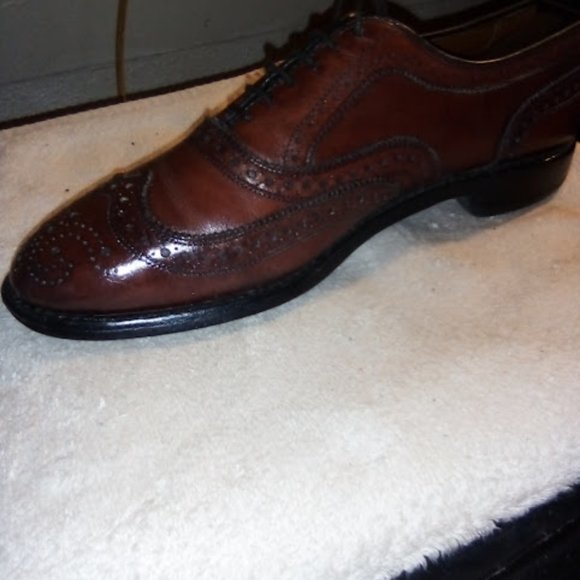 Allen Edmonds Dark Chili Men's Classic McAllister Wingtip Oxford sz 8.5 - Picture 12 of 15